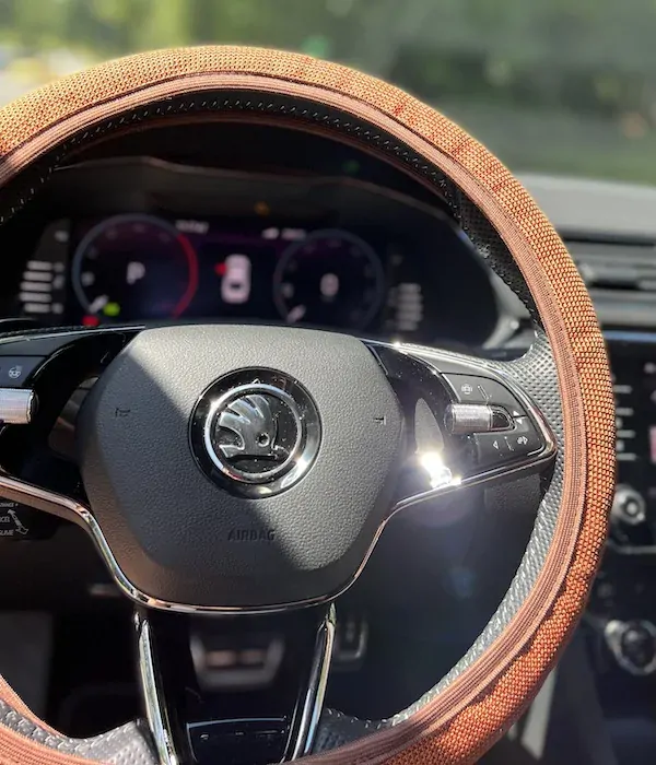 Látkový poťah na volant hnedý