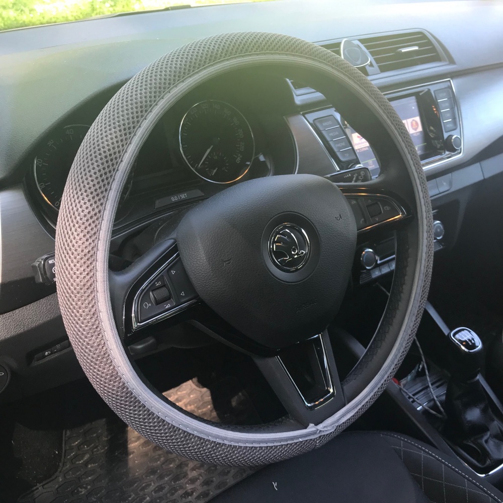 Látkový poťah na volant šedý