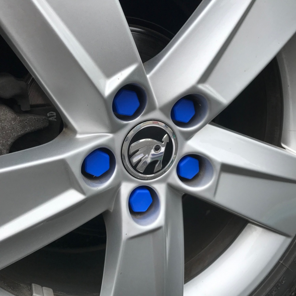 Silikónové krytky skrutiek kolies 17 mm sada 20 ks MODRÁ