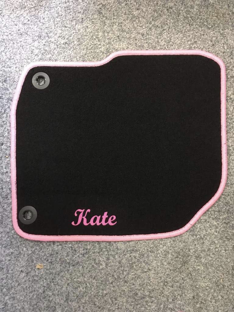 Autokoberce čierne s žltým lemom sada 2 ks