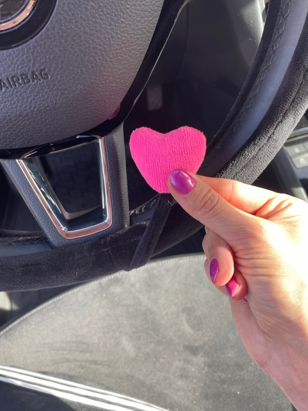 Protišmykový poťah volantu Devil Pink