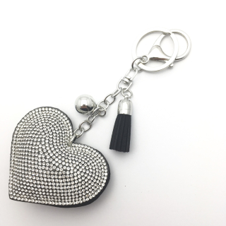 Čierny prívesok na kľúče, kabelku s kamienkami